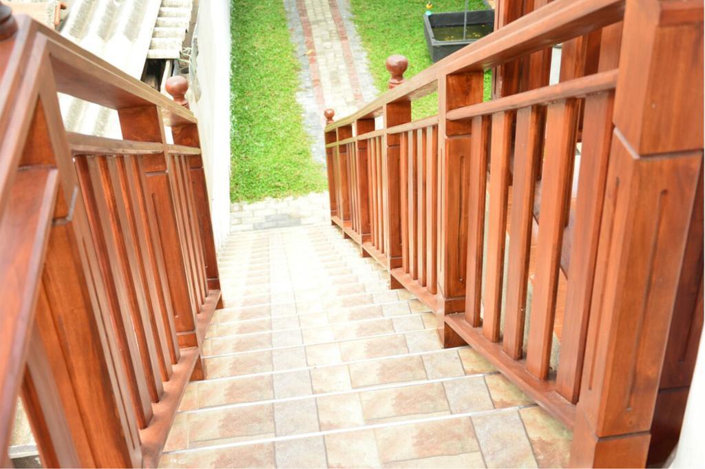 ホテル Tropical Garden ネゴンボ エクステリア 写真